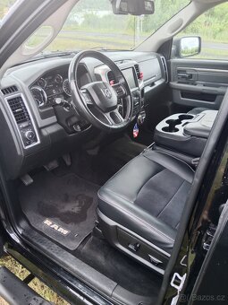 Dodge Ram Big Horn pěkný stav - 19