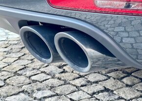 2016 Porsche Macan Turbo Performance - 19