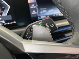 BMW 330i xDrive,M-SPORT,Distronic - 19