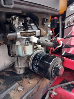Prodám zahradní traktor Toro 16-38 HXL - 19