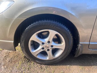 Honda Civic 1.8i-vtec - 19