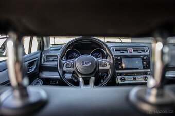 Subaru Legacy - 19