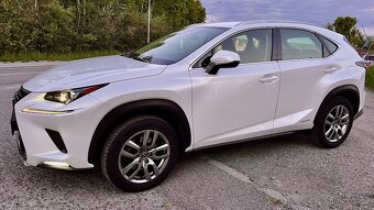 Lexus NX300h Hybrid m.2021 Perleť Navi Kamera Automat - 19