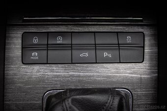 Škoda Octavia Combi SCOUT 2.0 TDI DSG 4x4 - 19