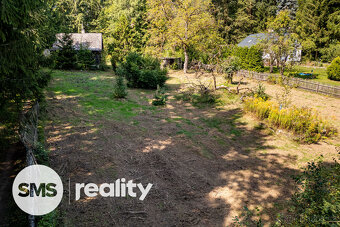 Soukromí u lesa, projekt v ceně – pozemek 1 600 m² v Hrusicí - 19