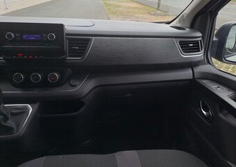 Renault Traffic III Long Automat 9Míst - 19