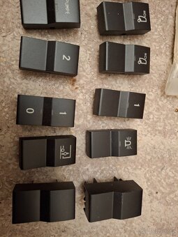 Nove originalni vypinace Mercedes-Benz - 19