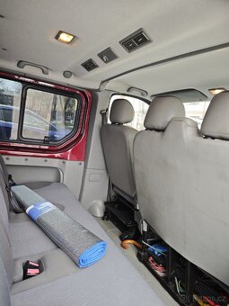 Opel vivaro, 2,0dci, 84kw, 9 míst - 19