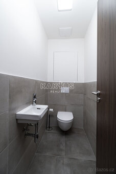Pronájem bytu 4+kk (116m²) s předzahrádkou v novostavbě na u - 19