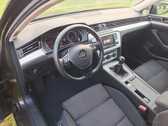 VOLKSWAGEN PASSAT 1.6 TDI, NAVI,LED,PRAV.SERVIS - 19