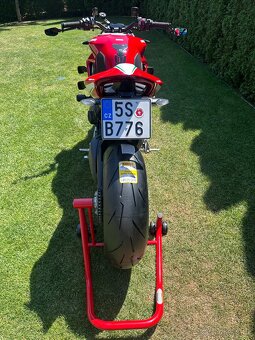 Ducati Streetfighter V4S - 19