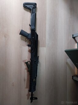 Prodám sbírku zbraní Glock, Remington, AK47, revolver - 19