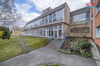 Pronájem výrobního objektu, 635 m², Plzeň, Revoluční - 19