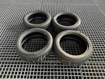 Toyota Corolla Touring Sports 1.8i HSD 122PS GR Sport A/T - 19