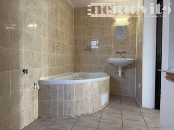 Exkluzivně nabízíme na prodej vícegenerační dům, 320 m2 - Do - 19
