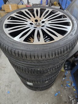 Mercedes-Benz Maybach S klasse R20 - 19