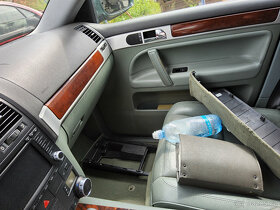 VW TOUAREG 2005 2,5TDI 128kW BAC - DILY z VOZU - 19