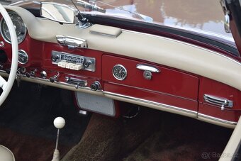 Mercedes-Benz 190SL - 19