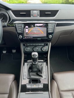 Škoda Superb L&K, 2017, 2.0tdi, 140kw, TOP stav - 19