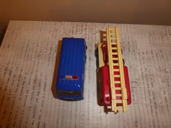 Hračky - auta z éry socialismu - 19