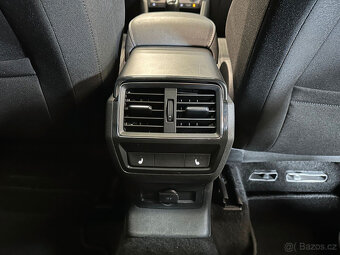 Škoda Karoq Style 1.6 TDi 4X2 - navi,šíbr,temp,vyh.s,116 PS - 19