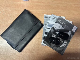 Toyota Corolla 2.0 Hybrid/1MAJ/Serv.Knih - 19