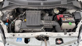 SUZUKI SWIFT 1.6i SPORT NAVIGACE - 19