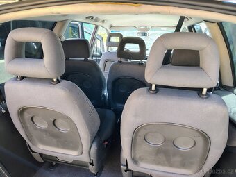 Ford Galaxy 2004, 1.9 TDI 85kw 7 míst STK do 7.5.2027 - 19