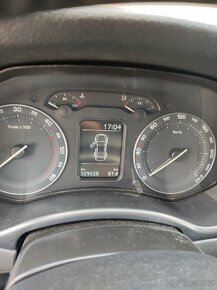 Škoda Octavia 1.9tdi bouraná - 19