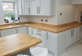 Dubová spárovka 40 x 650 x 3000 mm - 5300,- Kč/ ks - 19