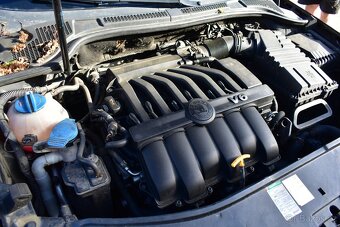 Škoda Superb 2 combi 3.6 FSI 4x4 191kw L&K - 19