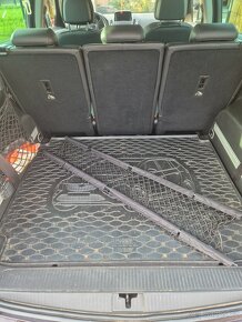 Opel zafira tourer - 19