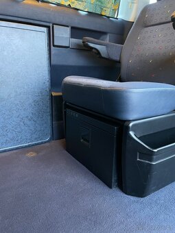 VW T4 syncro AXL 6-kvalt 111kW pop top long - 19