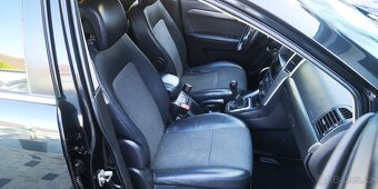Chevrolet Captiva 2,0 VCDi - 16V - 110kw. . 4X4 - 7 MÍSTNÉ - 19