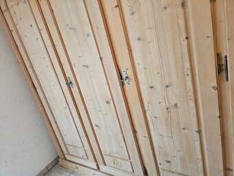 Celodřevěná ložnice ručně řezaná viz poslední foto - 19