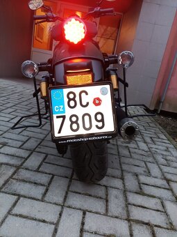 Yamaha XV 950 R Bolt (2020) Najeto pouze 1 800 km – stav nov - 19