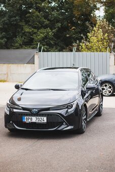 Toyota Corolla Touring Sport 2.0i HSD - 19