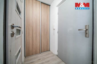 Prodej bytu 1+kk, 35 m², Hradec Králové, ul. Třebechovická - 19