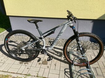 Canyon Neuron 7 AI trail-bike ve skvělém stavu  L - 19