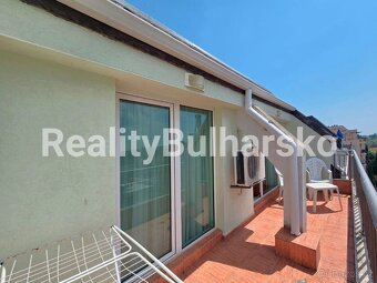 Prodej zařízeného apartmánu 2+kk s balkonem-Slunečné pobřeží - 19