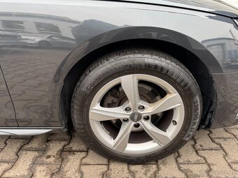 Audi A4 Avant 30TDI 2.0 110kW S-tronic Tažné Kamera 360° DAB - 19