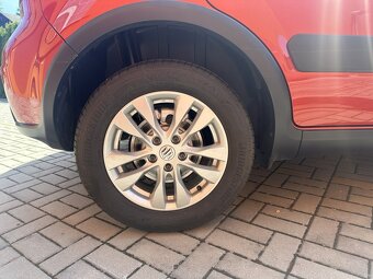 Suzuki SX4 1.6i 88kW Style 4x4 serviska - 19
