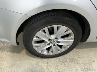 Volkswagen Touran 2.0 Tdi 103KW LIFE r.4/2013 197tkm TOPstav - 19