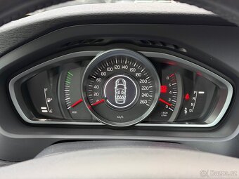 Volvo V40 Cross Country / T4 132 kW / automat / 4x4 - 19