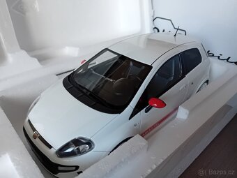 Toyota, Mazda, Opel, Audi, AR, Seat a Lancia 1:18 Ottomobile - 19