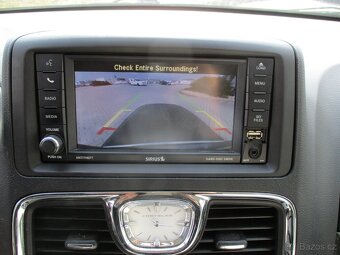 CHRYSLER TOWN & COUNTRY 3,6L V6 211kw LPG odp. DPH 2015 - 19