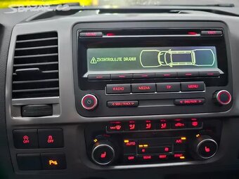 VW Multivan 2.0 TDI 103kW,4x4,Webasto,Tažné,Xenon,2015 - 19