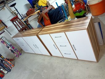 Prodám 2 x hezké moderní komody - 19