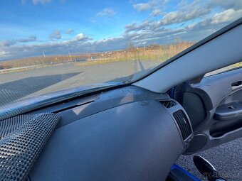 Hyundai I30cw 1,6i 92kw VYHŘÍVANÁ SEDADLA - 19