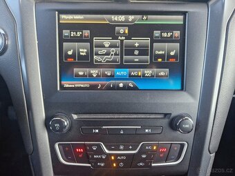 Ford Mondeo 2,0 TDCi 132kW Titanium Manuál - 19